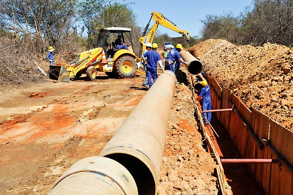 O sistema, partindo de Guanambi, vai percorrer cerca de 90 km de tubulação
