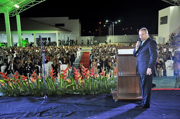 Felipe Duarte discursou para os muitos convidados da sociedade regional presentes