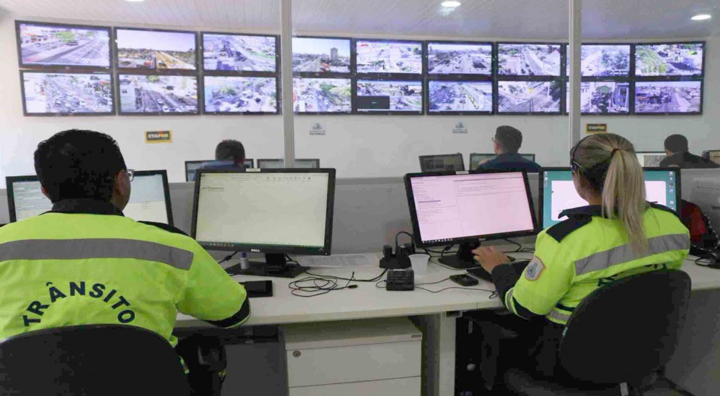 Malhoria na mobilidade urbana, além da redução de até 40% no número de mortes causadas por acidentes de trânsito entre 2014 e 2018. (Fotos de: Mob Telecom / MF Press Global/divulgação)