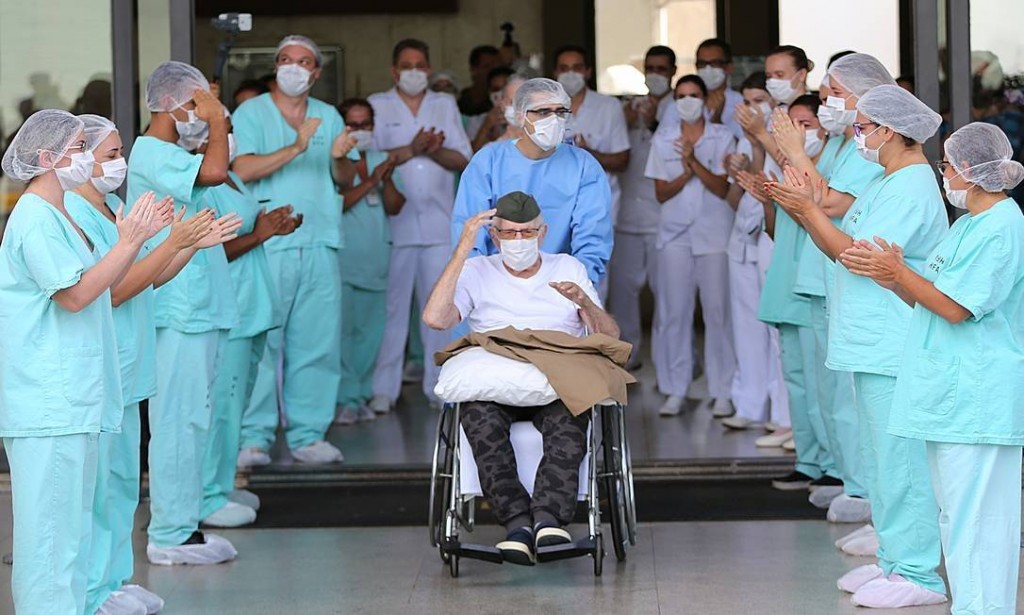 Ermando Armelindo Piveta, Militar reformado de 99 anos, que esteve internado no Hospital das Forças Armadas, em Brasília, é um dos que venceram a Covid-19. Foto: reprodução.