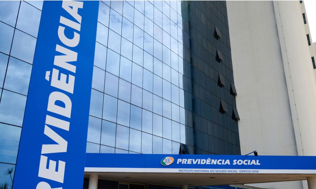 Entre as medidas previstas está a adoção de prazos para a análise dos pedidos feitos pelos segurados. foto: Marcello Casal Jr/Agência Brasil