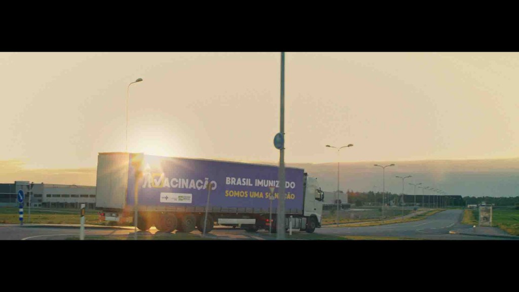Com o conceito "Brasil imunizado. Somos uma só nação", criado pela agência nova/sb, as peças publicitárias destacam que as vacinas autorizadas pela Anvisa já estão sendo distribuídas em todo o País. Imagem: Divulgação