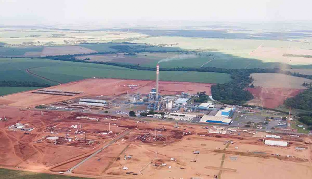 O investimento fortalecerá a competitividade da indústria de celulose no Brasil, além de impulsionar o desenvolvimento econômico e a geração de empregos na região. Foto: Bracell / divulgação