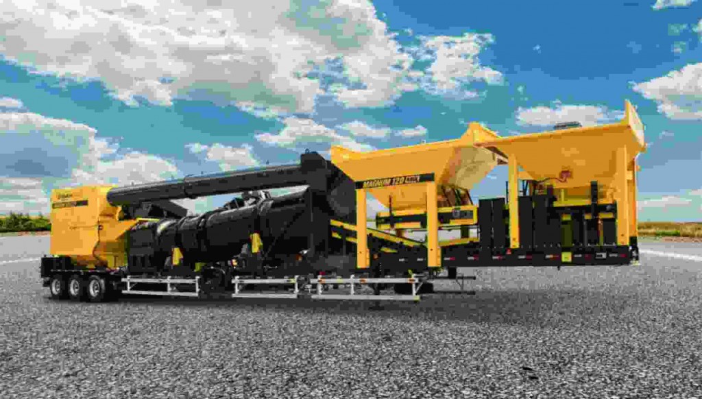 O equipamento tem capacidade para produzir de 100 a 120 toneladas de asfalto por hora. Foto: divulgação / PMG