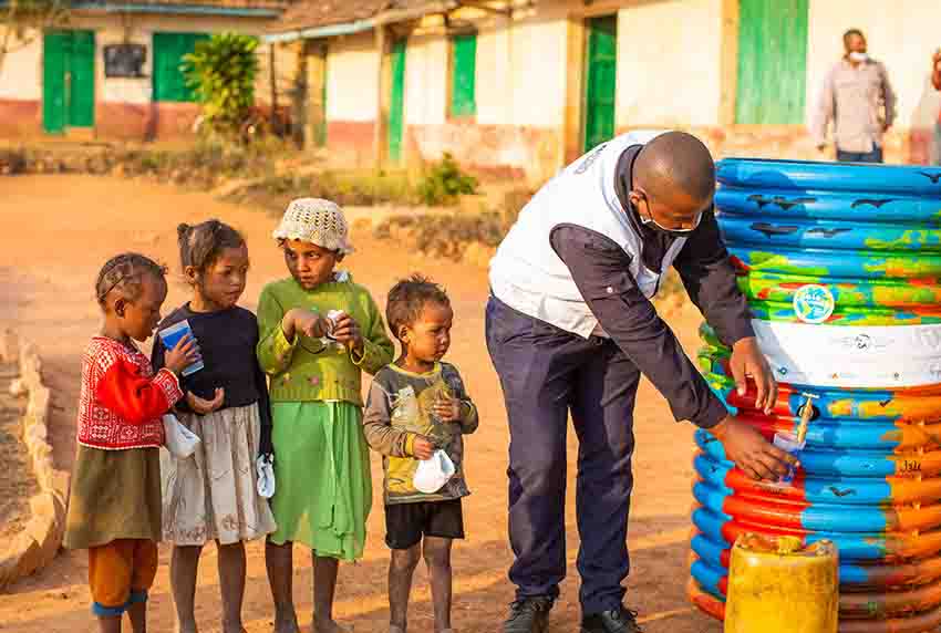 São 4 prêmios de US$ 600 mil para PMEs e ONGs nas categorias Água, Comida, Energia e Saúde, além de US$ 600 mil distribuídos para 6 escolas. Foto: Prêmio Zayed Sustentabilidade/Divulgação.
