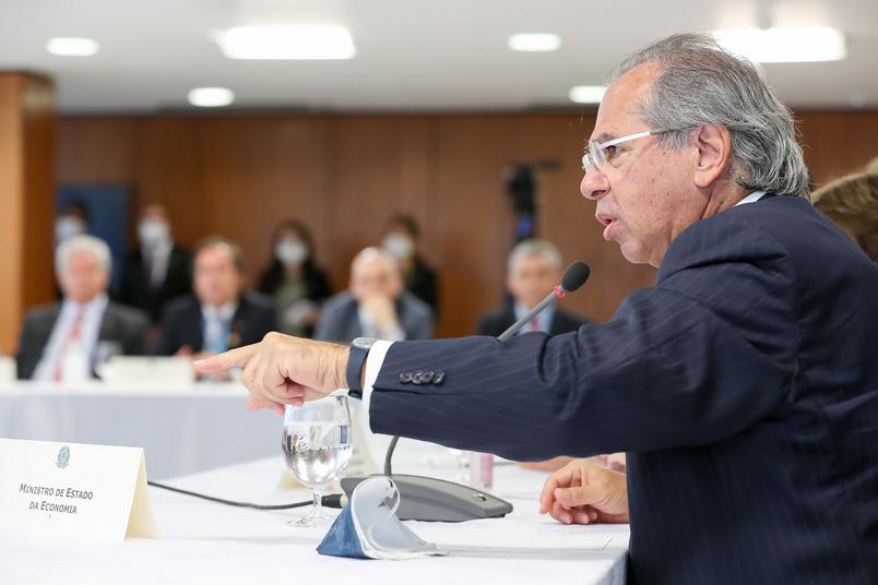 Em participação no Fórum de Investimentos Brasil, Paulo Guedes destaca vacinação em massa e retomada das reformas econômicas entre atrativos para investidores internacionais. Foto: Marcos Corrêa/PR