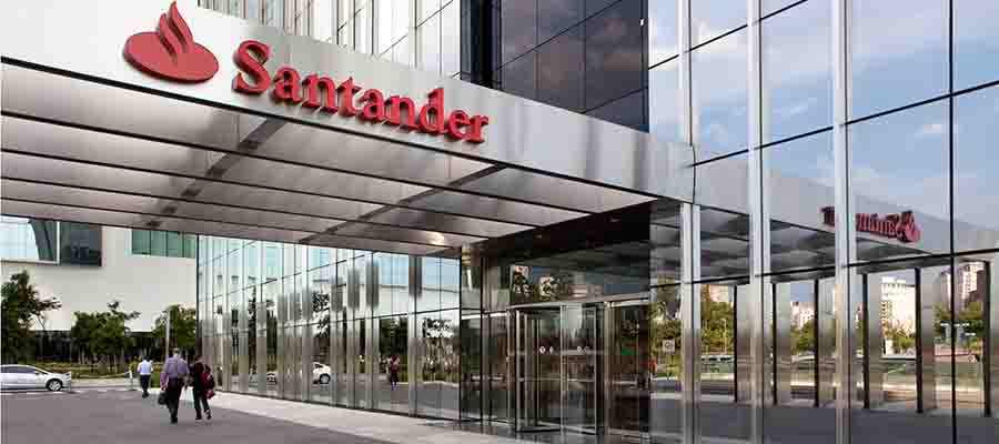 Inscrições vão até dia 02/09 e são feitas exclusivamente por meio do site Programa de Trainee Santander (grupociadetalentos.com.br). Foto: Sede Santo André SP / reprodução