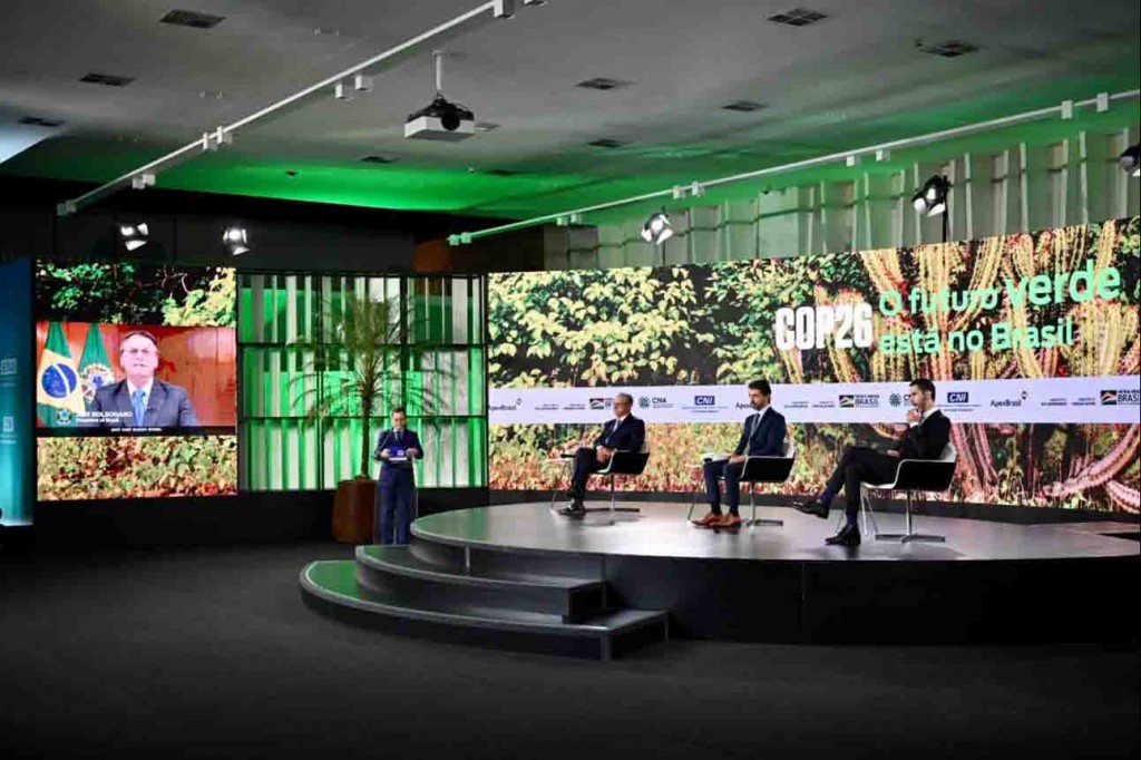 “Ao promover uma economia verde, o programa vai orientar a ações de proteção e conservação do meio ambiente por meio de inventivos econômicos direcionando recursos e atraindo investimentos”, disse o presidente Bolsonaro. Foto: Agência CNI de Notícias economia no mundo