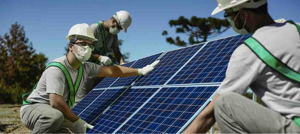 Recursos obtidos na primeira emissão de dívida externa da instituição financeira cooperativa e primeira operação de Green Bond subordinado por parte do BID Invest no Brasil serão 100% destinados a novos projetos de energia fotovoltaica e eficiência energética. Foto: Sicredi