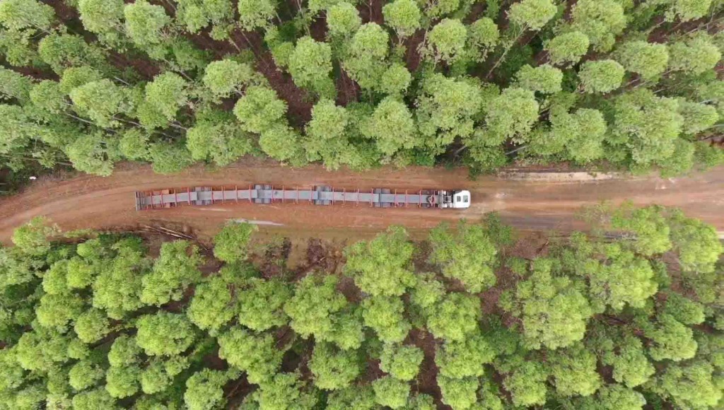 Equipamento, com cinco carretas, permite redução de 5.600 viagens anuais; economia de combustível é de 220 mil litros de diesel por ano. Crédito Alexssander Dias / divulgação