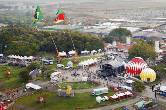 A expectativa da organização é receber mais de 600 mil visitantes nos 70 mil metros quadrados de área de exposições do agronegócio, com projeção de faturamento da ordem de R$ 4 bilhões. (Foto: http://www.al.rs.gov.br)