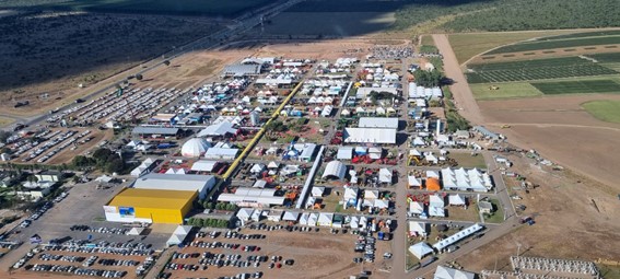 A organização da feira pretende manter os excelentes resultados dos negócios da edição passada, que atingiu recordes históricos, com R$ 7,9 bilhões em volume de negócios fechados, e um público visitante de mais de 100 mil pessoas. Foto: Divulgação /Abapa