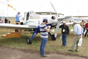 Brasil tem cerca de 2,2 mil aeronaves atuando em lavouras (Foto: divulgação)