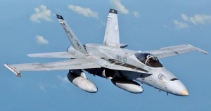 O caça americano F/A-18 Hornet, um dos mais avançados do mundo, perseguiu UFOs que se afastaram dele a 38 mil quilômetros por hora.