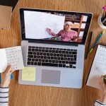 Diferenciação entre métodos de ensino foi um dos temas do primeiro episódio do PodAprender, podcast focado em Educação. Foto: relacionada / reprodução.