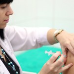Sarampo: prorrogada até 31 de agosto vacinação de adultos de 20 a 49 anos