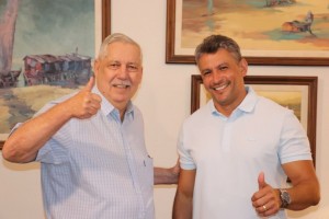 A coligação encabeçada por "Nilo e Nal" venceu por uma diferença de 10.302 votos, e mais: elegeu 8 dos 15 vereadores que compõem o Legislativo municipal. Foto: reprodução.