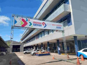 Para atender a demanda do mercado de trabalho por profissionais qualificados, o SENAI inicia 2021 com novos cursos gratuitos sobre LGPD, cibersegurança, soluções digitais e internet das coisas.  Foto: relacionada /reprodução
