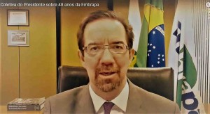 O presidente Celso Moretti disse que para cada real investido pelo Governo Federal, a Embrapa devolveu à sociedade R$ 17,11 reais. Foto: divulgação.