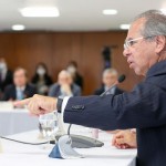 Em participação no Fórum de Investimentos Brasil, Paulo Guedes destaca vacinação em massa e retomada das reformas econômicas entre atrativos para investidores internacionais. Foto: Marcos Corrêa/PR