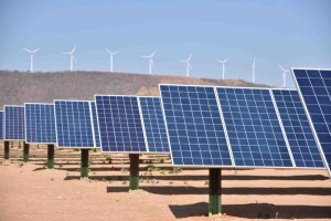 Banco captou R$ 780 milhões destinados a compra de sistemas fotovoltaicos por pessoas físicas e PMEs. Foto: Parque solar de Guanambi/BA / divulgação PMG