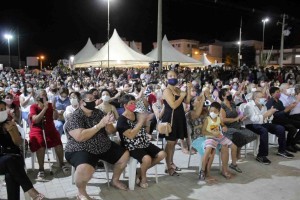 A solenidade de inauguração contou com a apresentação do Coral Solare, companhado pelo Grupo Ir ao Povo.