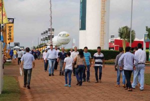 Com o avanço da agricultura irrigada no Brasil, produtores buscam novidades e conhecimento sobre sistemas existentes. A Pivot, líder nacional na comercialização de produtos e serviços para irrigação, é destaque dentre os 600 expositores. Foto: divulgação.
