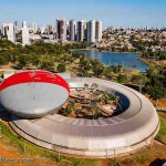 Capital sul-mato-grossense, reconhecida pelo seu comprometimento com a arborização, é palco de evento que discutirá relação entre natureza e infraestrutura urbana. Divulgação /