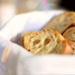 Após adaptar a produção do grão ao solo do Cerrado, o país deve aumentar em 4 milhões a safra do grão, principal ingrediente do pão nosso de todo dia. (Divulgação)