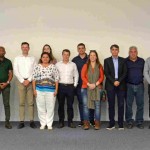 Conhecer a pesquisa voltada para a sustentabilidade e o desenvolvimento das cadeias produtivas de suínos e aves foi o foco da visita da comitiva do Programa AgroBrazil, que reuniu diplomatas e representantes de seis países, na última quinta-feira, (16), na Embrapa Suínos e Aves, em Concórdia (SC). (Foto: reprodução Embrapa Suínos e Aves)
