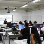 Durante as reuniões com os representantes do departamento de Jornalismo das universidades, a coordenadora do prêmio, Cristiane Barilli, ressaltou a importância da parceria com as universidades e o engajamento dos estudantes. Foto: divulgação.