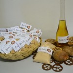Os produtos à base do babaçu podem substituir derivados de leite e representam novas opções de geração de renda para as quebradeiras de coco do Maranhão. Foto: Embrapa Cocais. (Divulgação)