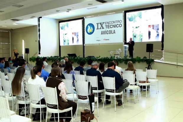 Evento de três dias em julho oferece aos profissionais da cadeia avícola programação técnica qualificada e oportunidades de negócios com mais de 30 grandes empresas. Foto: Divulgação/Unifrango