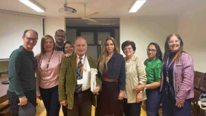 Homenagem a Elsimar Coutinho