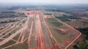 Em sua primeira fase, o polo aeronáutico vai disponibilizar 72 lotes de 1.000 m² a 1.500 m², dotados de infraestrutura completa com ruas, calçadas, redes de energia elétrica, água e internet. Foto Gabriel Rodrigues / divulgação