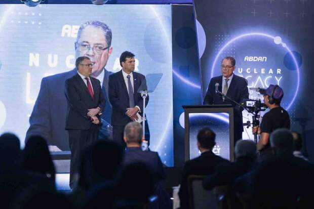 Presidente da Eletronuclear pontuou que Angra 3 será um marco do setor, e que vai oferecer milhares de novos empregos gerados com alto valor agregado em uma economia de baixo carbono”. Imagens relacionadas / Divulgação Abdan