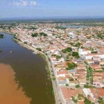 Entre os municípios que sofrem com as mudanças climáticas estão Barra e Luís Eduardo Magalhães onde choveu mais de 100 milímetros nos dois primeiros dias do ano. Foto: cidade de Barra /reprodução CBHSF.