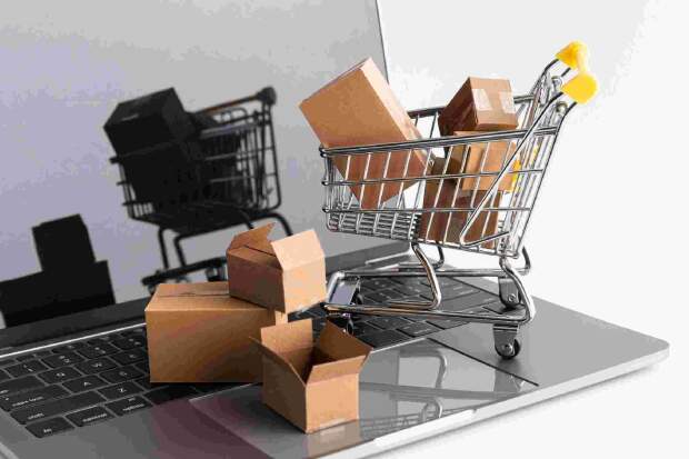 Além do alto custo, o tempo de espera tem sito muito superior em relação às compras realizadas no Sul e Sudeste", revela pesquisa. (Ecommerce /Freepik / divulgação)