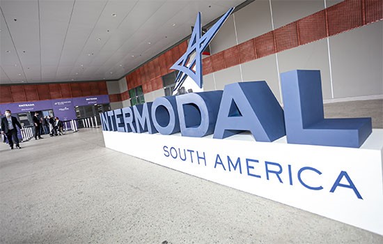 Na principal feira do setor, IBL World anuncia expansão de suas operações de capotagem e a modalidade rodofluvial e rodoexpresso. Foto: reprodução / Intermodal South America 2023