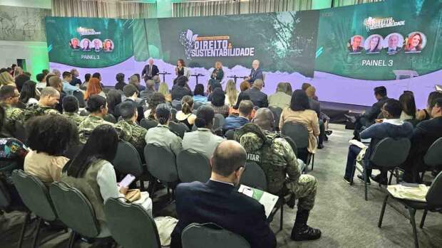 Representando a Associação Baiana de Produtores de Algodão (Abapa) e a Associação de Agricultores e Irrigantes da Bahia (Aiba), Júlio Cézar Busato foi um dos palestrantes do terceiro painel do evento. Foto: Abapa / divulgação