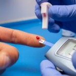Especialista explica se a doença, que está classificada como epidemia mundial pela OMS, pode ter cura. (Freepik)
