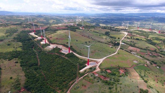 O complexo compreende de quatro parques eólicos, na cidade de Pindaí (BA), com capacidade instalada total de 79,9 MW. Foto: reprodução /https://tradener.com.br/geracao/?selecao=eol-pindai