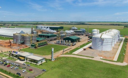 A FS, maior produtora de etanol de milho do Brasil, produz mais de 4 bilhões de litros de etanol por ano - é associada da União da Indústria de Cana-de-Açúcar (UNICA). Foto:UNICA