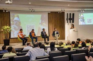 O evento foi realizado na sede da distribuidora em Narandiba e contou com participação da empresas especializadas em meteorologia e com as defesas civis de Salvador e do estado. Crédito: Lucas Assis/Neoenergia Coelba
