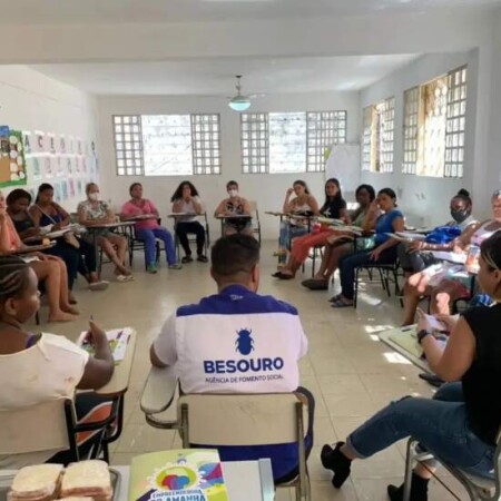 Vagas estão disponíveis em São Paulo, Minas Gerais e Pernambuco; curso inclui aulas presenciais e três meses de consultoria com especialistas. (Divulgação).