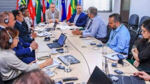 Missão do banco dos Brics está na Sudene para cumprir etapa final da avaliação do fundo de desenvolvimento e negociação do aporte de US$ 300 milhões. (Elvis Aleluia (Ascom/Sudene)