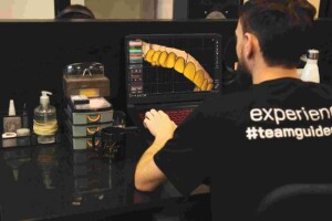 A aplicação da tecnologia avançada redefine o planejamento odontológico, proporcionando tratamentos precisos e simulação de resultados. (Divulgação)