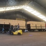 Certificação fitossanitária na origem do produto é eletrônica e a vistoria ocorreu em Jundiaí (SP) na quarta-feira (2); carga seguirá de trem ao Porto de Santos. (Divulgação)