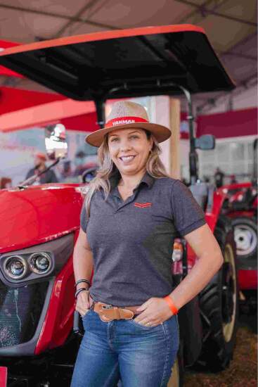 Valéria Lima Martins Figueiredo, gerente Comercial na Corpal, destaca a importância da presença feminina em áreas mais técnicas. (Divulgação YANMAR)