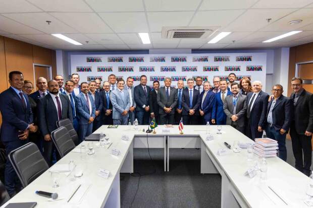 O encontro, que aconteceu último dia 09 de janeiro, reuniu representantes da Secretaria de Desenvolvimento Rural (SDR), da Companhia de Desenvolvimento e Ação Regional (CAR), de instituições financeiras e cooperativas. (Divulgação)